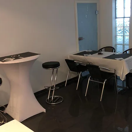 招待所 Pension Laatzen 拉岑