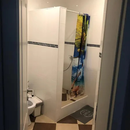 Πανσιόν Pension Laatzen *