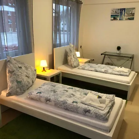 Pension Laatzen Πανσιόν Laatzen