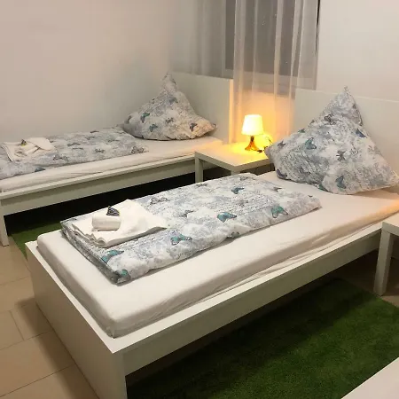 Πανσιόν Pension Laatzen