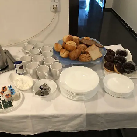 Πανσιόν Pension Laatzen